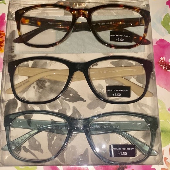 Marilyn Monroe Accessories - Reading glasses Marilyn Monroe set of 3 readers
strength +1-50